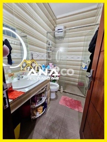 Ruko Dijual di Prime Area Jakarta Barat Luas 320m2 Ruko Dijual di Prime Area Jakarta Barat Luas 320m2
