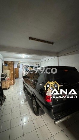 Komersial Bagus Dijual LB 253m2 Lokasi Strategis Jakarta Barat Area Cocok untuk Bisnis Komersial Bagus Dijual LB 253m2 Lokasi Strategis Jakarta Barat Area Cocok untuk Bisnis