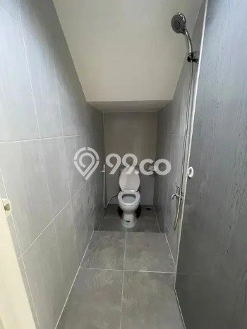 Unit Ruko Dijual di Jakarta Barat LT 72m2 & LB 138m2 Unit Ruko Dijual di Jakarta Barat LT 72m2 & LB 138m2