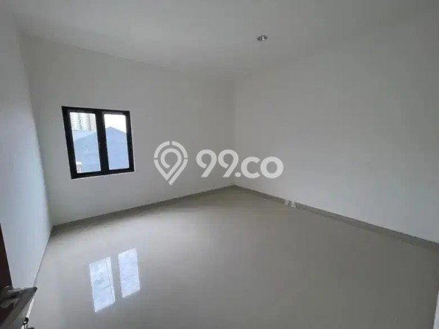 Unit Ruko Dijual di Jakarta Barat LT 72m2 & LB 138m2 Unit Ruko Dijual di Jakarta Barat LT 72m2 & LB 138m2
