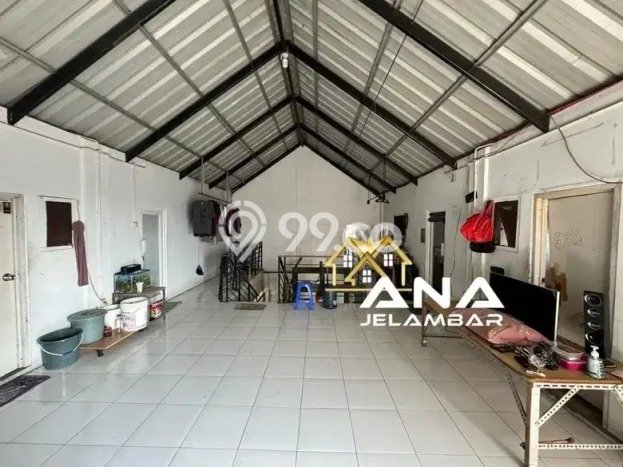 Gudang Dijual di Prime Area Jakarta Barat Luas 816m2 Gudang Dijual di Prime Area Jakarta Barat Luas 816m2