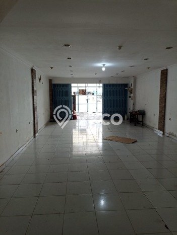 Unit Ruko Dijual di Jakarta Barat LT 76m2 & LB 135m2 Unit Ruko Dijual di Jakarta Barat LT 76m2 & LB 135m2
