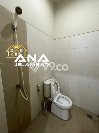 Untuk Dijual! Ruko di Jelambar Jakarta Barat LT 60m2 / LB 150m2 Kawasan Strategis Untuk Dijual! Ruko di Jelambar Jakarta Barat LT 60m2 / LB 150m2 Kawasan Strategis