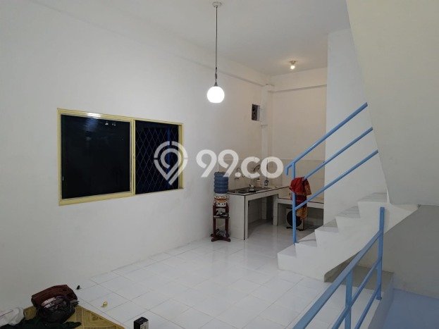 Ruko Disewa di Jakarta Barat dengan LB 95m2 Area Komersial Ramai Ruko Disewa di Jakarta Barat dengan LB 95m2 Area Komersial Ramai