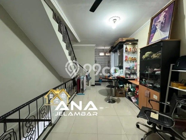 Unit Ruko Dijual di Jakarta Barat LT 80m2 & LB 180m2 Unit Ruko Dijual di Jakarta Barat LT 80m2 & LB 180m2