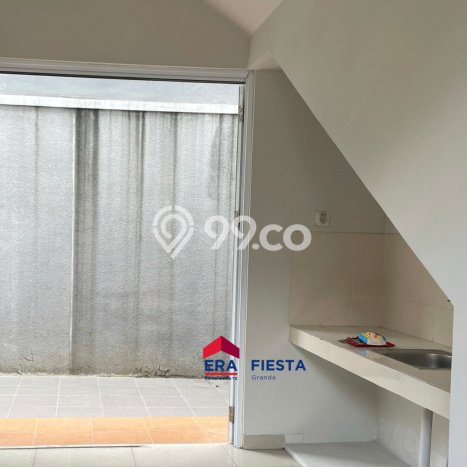 HUNIAN BERKELAS! Rumah Exclusive Bintaro, Tangerang Selatan, LT 84m² Luas Bangunan 85m² HUNIAN BERKELAS! Rumah Exclusive Bintaro, Tangerang Selatan, LT 84m² Luas Bangunan 85m²