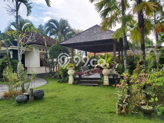 Hunian Elit LB 610m2 Siap Huni Desain Elegan di Benoa, Badung Hunian Elit LB 610m2 Siap Huni Desain Elegan di Benoa, Badung