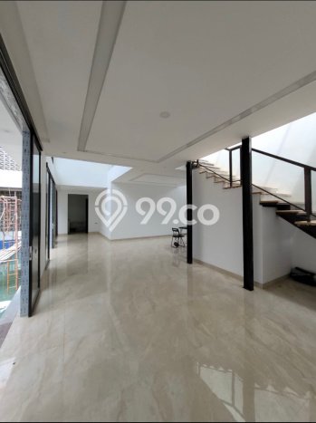 Rumah Mewah LB 326m2 Siap Huni Desain Elegan di Sektor 9-Bintaro, Tangerang Selatan Rumah Mewah LB 326m2 Siap Huni Desain Elegan di Sektor 9-Bintaro, Tangerang Selatan