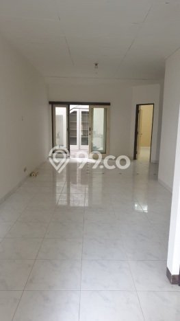 Jual Rumah Favorit Siap Huni LB 250m2 di Serpong, Tangerang Selatan Jual Rumah Favorit Siap Huni LB 250m2 di Serpong, Tangerang Selatan