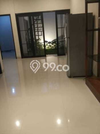 Jual Segera Rumah 2 KT 1 KM di Kawasan Bisnis Bintaro, Tangerang Selatan Jual Segera Rumah 2 KT 1 KM di Kawasan Bisnis Bintaro, Tangerang Selatan