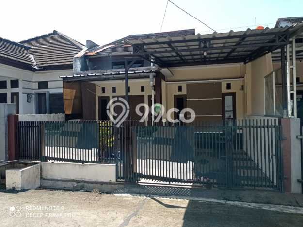 Jual Rumah Strategis Bagus Punya 3 KT di Arcamanik Bandung SHM Jual Rumah Strategis Bagus Punya 3 KT di Arcamanik Bandung SHM