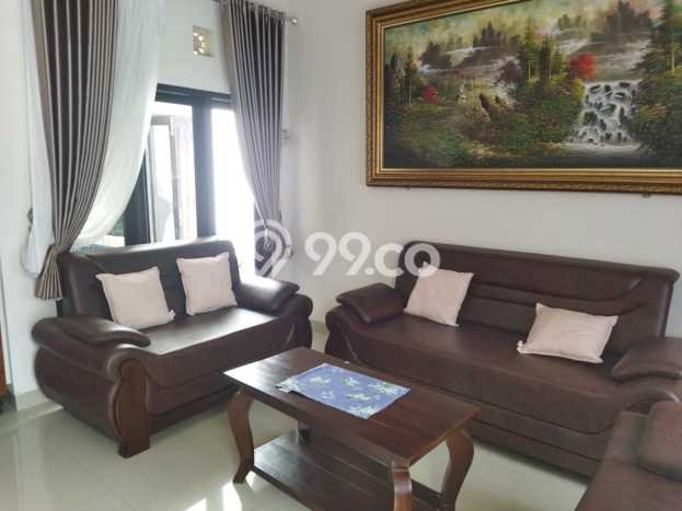 Hunian Cantik Modern Lb 310m2 di Gentan, Solo Hunian Cantik Modern Lb 310m2 di Gentan, Solo