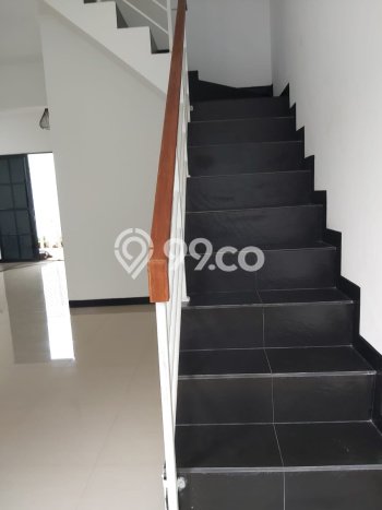 Rumah Luas Asri 3 KT Siap Huni di Bintaro Tangerang Selatan Rumah Luas Asri 3 KT Siap Huni di Bintaro Tangerang Selatan