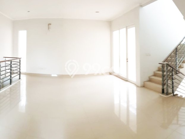 Rumah Asri dengan Luas Tanah 180m² di Kawasan Summarecon Bekasi, Bekasi Rumah Asri dengan Luas Tanah 180m² di Kawasan Summarecon Bekasi, Bekasi