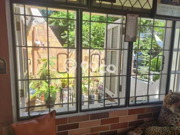 For Sale Rumah 3 Kamar Lokasi Strategis Nyaman dan Strategis di Serpong For Sale Rumah 3 Kamar Lokasi Strategis Nyaman dan Strategis di Serpong