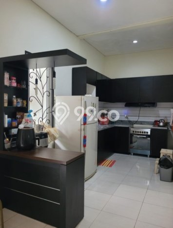 Rumah Luas Asri 4 KT Siap Pakai di Gading Serpong Tangerang Rumah Luas Asri 4 KT Siap Pakai di Gading Serpong Tangerang