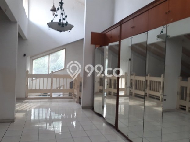 Hot Offer Hunian Mewah Ideal dan Luas di Matraman, Jakarta Timur Hot Offer Hunian Mewah Ideal dan Luas di Matraman, Jakarta Timur
