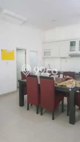 Bisa KPR! Rumah Strategis di Ciputat, Luas 78m² LB 120m² Bisa KPR! Rumah Strategis di Ciputat, Luas 78m² LB 120m²