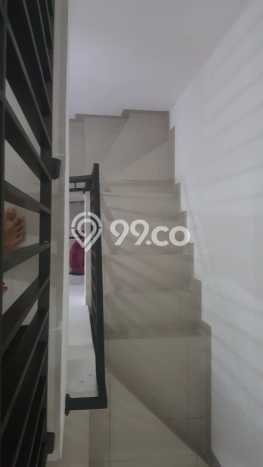 Bisa KPR! Rumah Strategis di Ciputat, Luas 78m² LB 120m² Bisa KPR! Rumah Strategis di Ciputat, Luas 78m² LB 120m²
