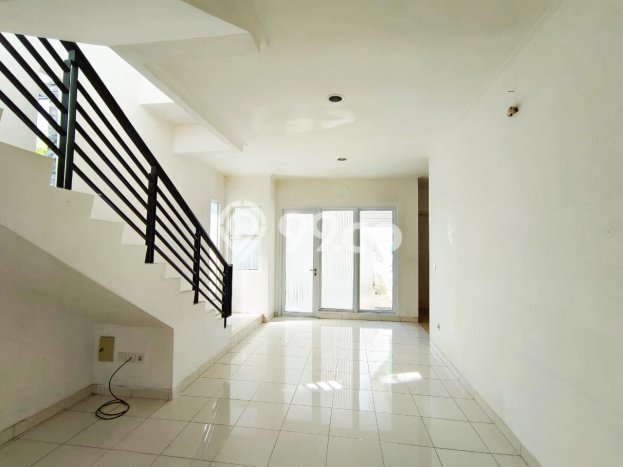 PRIME PROPERTY! Rumah di Summarecon Bekasi, 3 KM, Area Elite, Luas 186m² Bangunan 125m² PRIME PROPERTY! Rumah di Summarecon Bekasi, 3 KM, Area Elite, Luas 186m² Bangunan 125m²