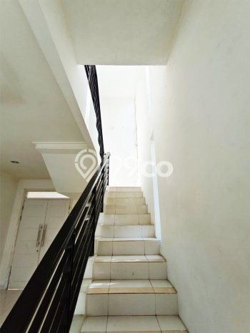 PRIME PROPERTY! Rumah di Summarecon Bekasi, 3 KM, Area Elite, Luas 186m² Bangunan 125m² PRIME PROPERTY! Rumah di Summarecon Bekasi, 3 KM, Area Elite, Luas 186m² Bangunan 125m²