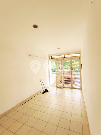 PRIME PROPERTY! Rumah di Summarecon Bekasi, 3 KM, Area Elite, Luas 186m² Bangunan 125m² PRIME PROPERTY! Rumah di Summarecon Bekasi, 3 KM, Area Elite, Luas 186m² Bangunan 125m²