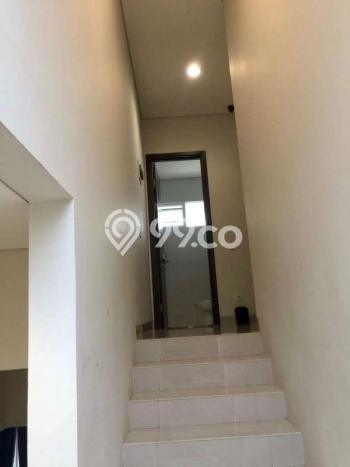 Rumah Modern 3 KT di BSD Tangerang Semi Furnished Rumah Modern 3 KT di BSD Tangerang Semi Furnished