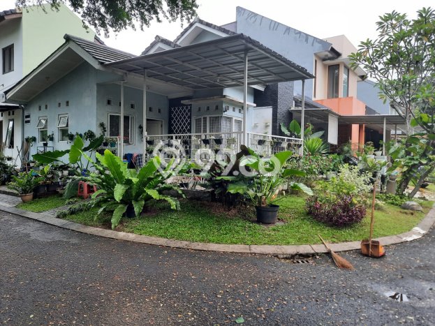 Rumah Modern 2 KT di Bintaro Tangerang Selatan Unfurnished Rumah Modern 2 KT di Bintaro Tangerang Selatan Unfurnished