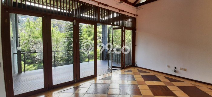 Dijual Rumah Mewah Megah Dengan View Eksklusif di Dago, Bandung Dijual Rumah Mewah Megah Dengan View Eksklusif di Dago, Bandung
