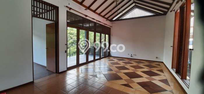 Dijual Rumah Mewah Megah Dengan View Eksklusif di Dago, Bandung Dijual Rumah Mewah Megah Dengan View Eksklusif di Dago, Bandung
