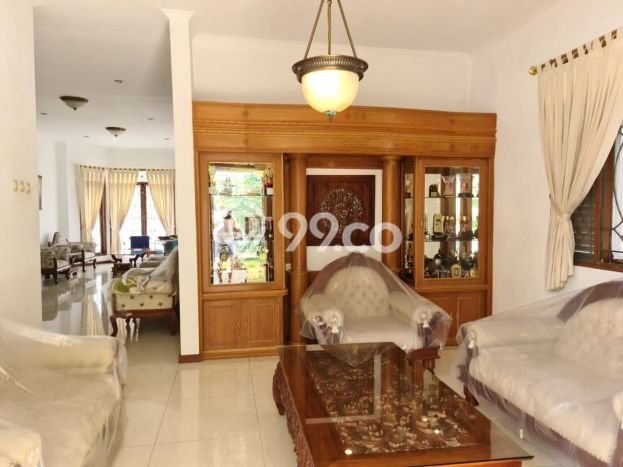 Rumah Elit Modern Siap Huni di Dago Bandung Rumah Elit Modern Siap Huni di Dago Bandung