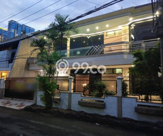 Hunian Eksklusif Siap Huni LT 320m2 di Mulyorejo, Surabaya Hunian Eksklusif Siap Huni LT 320m2 di Mulyorejo, Surabaya