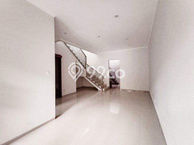 Jual Rumah Mewah Elegan Dengan View Eksklusif di Pajajaran, Bandung Jual Rumah Mewah Elegan Dengan View Eksklusif di Pajajaran, Bandung