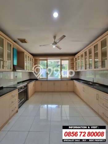 Siap Huni Rumah Mewah 7 Kamar di Cilandak Dekat ke Mana Pun Siap Huni Rumah Mewah 7 Kamar di Cilandak Dekat ke Mana Pun
