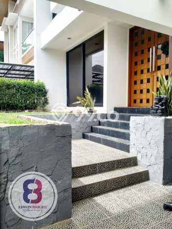 For Sale! Premium House LT 204m2 Desain Elegan di Bintaro For Sale! Premium House LT 204m2 Desain Elegan di Bintaro