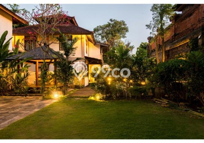 HARGA SPESIAL! Rumah di Seminyak, Badung, Luas 790m2m² Bangunan 700m2m² HARGA NEGO! HARGA SPESIAL! Rumah di Seminyak, Badung, Luas 790m2m² Bangunan 700m2m² HARGA NEGO!