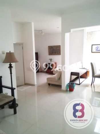 Hunian Nyaman Asri 2 KT Siap Pakai di Bintaro Tangerang Selatan Hunian Nyaman Asri 2 KT Siap Pakai di Bintaro Tangerang Selatan