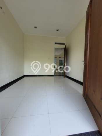 Rumah Elit LB 300m2 Siap Huni Desain Elegan di Sentul City, Bogor Rumah Elit LB 300m2 Siap Huni Desain Elegan di Sentul City, Bogor