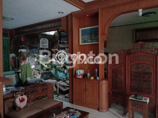 Siap Huni Rumah Mewah 5 Kamar di Balikpapan Tengah Dekat ke Mana Saja Siap Huni Rumah Mewah 5 Kamar di Balikpapan Tengah Dekat ke Mana Saja