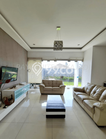 Hunian Mewah LB 350m2 Siap Huni Desain Elegan di Setra Duta, Bandung Hunian Mewah LB 350m2 Siap Huni Desain Elegan di Setra Duta, Bandung