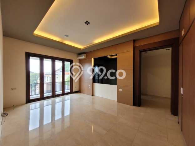 For Sale! Luxury House LT 529m2 Desain Elegan di Setra Duta For Sale! Luxury House LT 529m2 Desain Elegan di Setra Duta