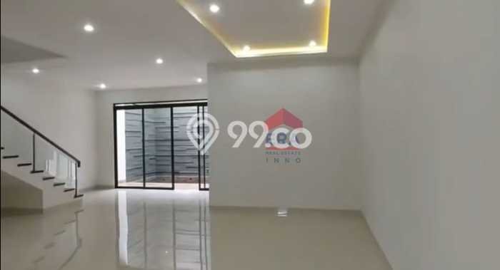 For Sale! Premium House LT 196m2 Desain Elegan di Setra Duta For Sale! Premium House LT 196m2 Desain Elegan di Setra Duta