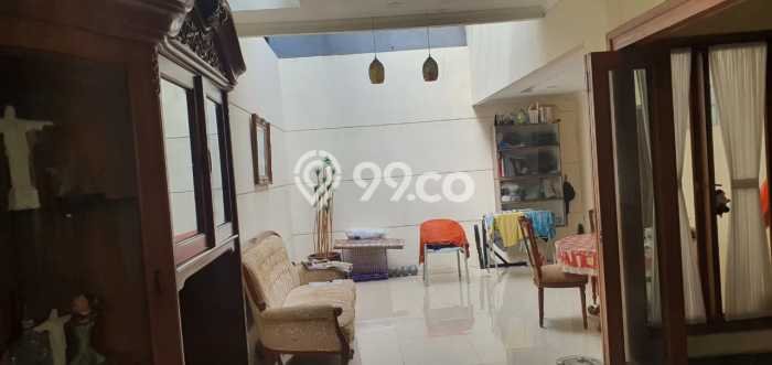 Rumah Mewah LB 440m2 Siap Huni Desain Elegan di Cipinang, Jakarta Timur Rumah Mewah LB 440m2 Siap Huni Desain Elegan di Cipinang, Jakarta Timur