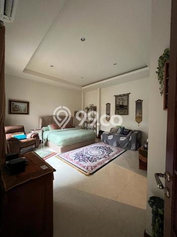 Rumah Elit Modern Tanpa Renovasi di Bintaro Tangerang Selatan Rumah Elit Modern Tanpa Renovasi di Bintaro Tangerang Selatan