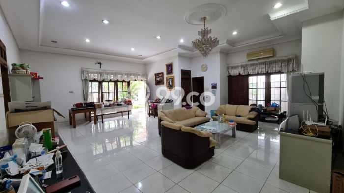 Dijual Hunian Mewah dengan Fasilitas Sekitar Lengkap di Semarang Timur, Semarang Dijual Hunian Mewah dengan Fasilitas Sekitar Lengkap di Semarang Timur, Semarang