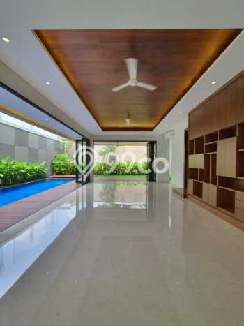 Dijual Rumah Premium dengan Fasilitas Sekitar Komplit di Cilandak, Jakarta Selatan Dijual Rumah Premium dengan Fasilitas Sekitar Komplit di Cilandak, Jakarta Selatan