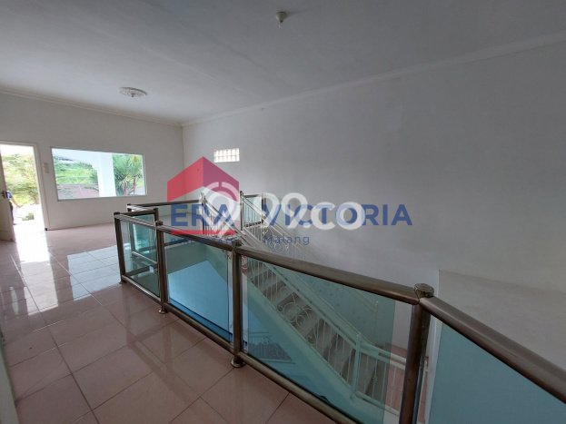Dijual Hunian Rumah Terawat 4 Kamar di Batu, Malang Dijual Hunian Rumah Terawat 4 Kamar di Batu, Malang