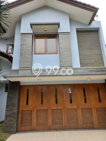 Rumah Mewah LB 228m2 Siap Huni Desain Elegan di Sentul City, Bogor Rumah Mewah LB 228m2 Siap Huni Desain Elegan di Sentul City, Bogor