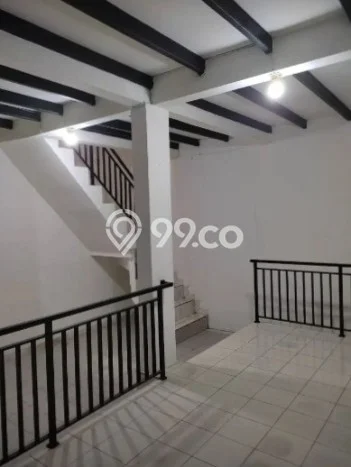 Disewakan! Rumah 5 Kamar Tidur &
3 Kamar Mandi di Dago, Bandung Disewakan! Rumah 5 Kamar Tidur &
3 Kamar Mandi di Dago, Bandung