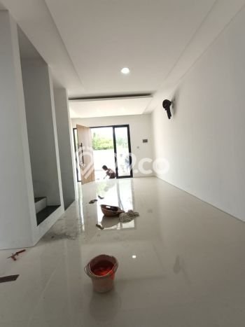 Dijual Rumah Eksklusif 3 KT di Cinere, Jakarta Selatan Dijual Rumah Eksklusif 3 KT di Cinere, Jakarta Selatan